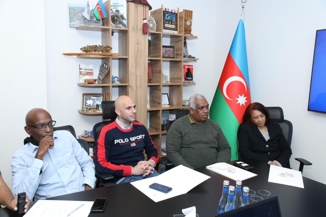 Представители СМИ из французских колоний встретились с руководством Бакинской инициативной группы