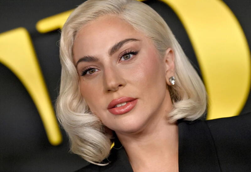 Леди Гага впечатлена флешмобом в центре Баку