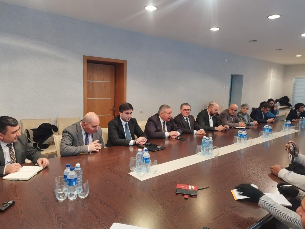 В Совете печати Азербайджана состоялась встреча с представителями СМИ из французских колоний