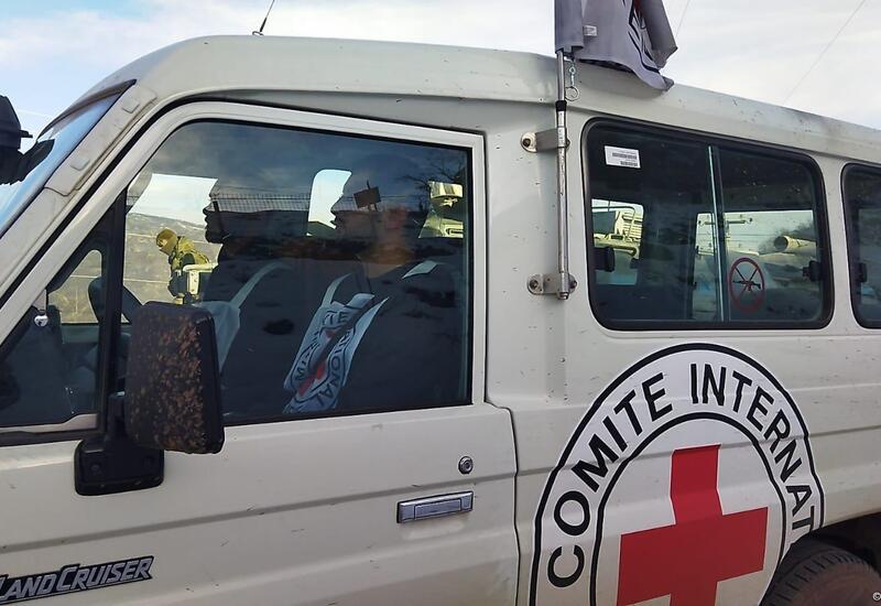 BQXK nümayəndələri hərbi cinayətlərdə təqsirləndirilən erməni əsilli şəxslərə baş çəkiblər