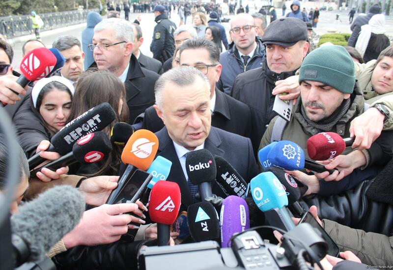 Hər hansı bir vətəndaş mətbəxdə diş çəkdirirsə, ona Səhiyyə Nazirliyi cavabdeh ola bilməz