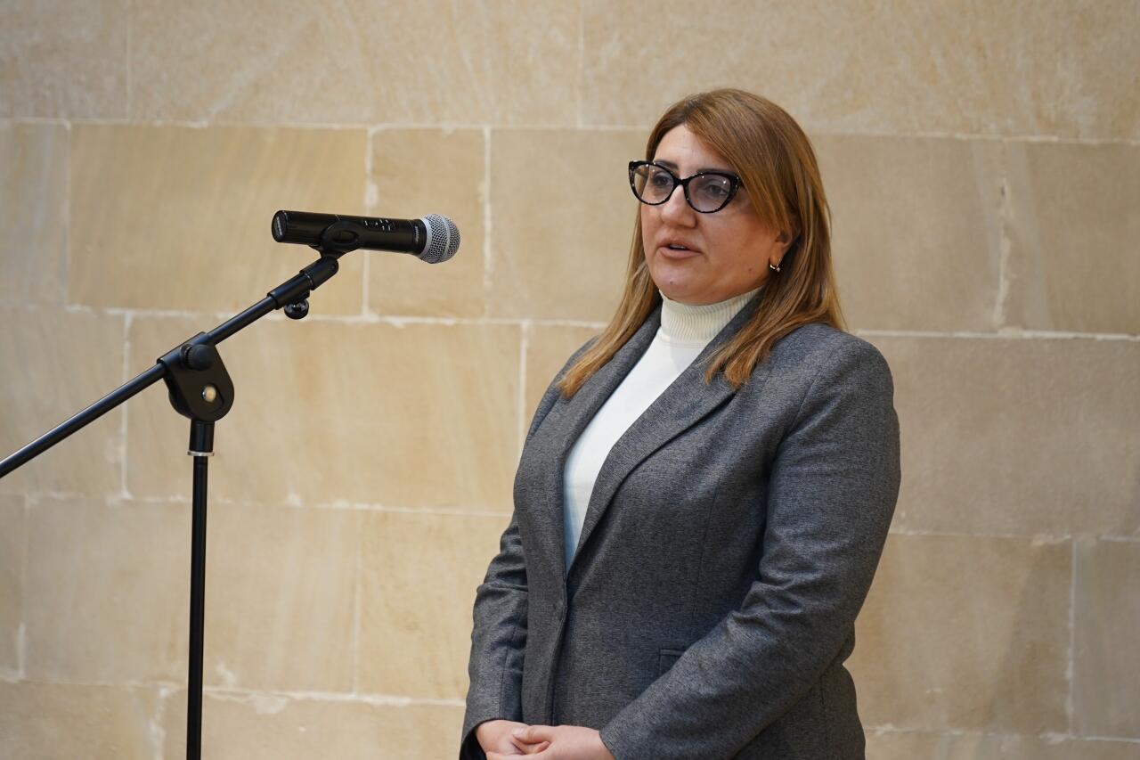 İçərişəhərdə Reza Deqatinin “Xocalı-Yaralı ruhlar” adlı sərgisi açılıb