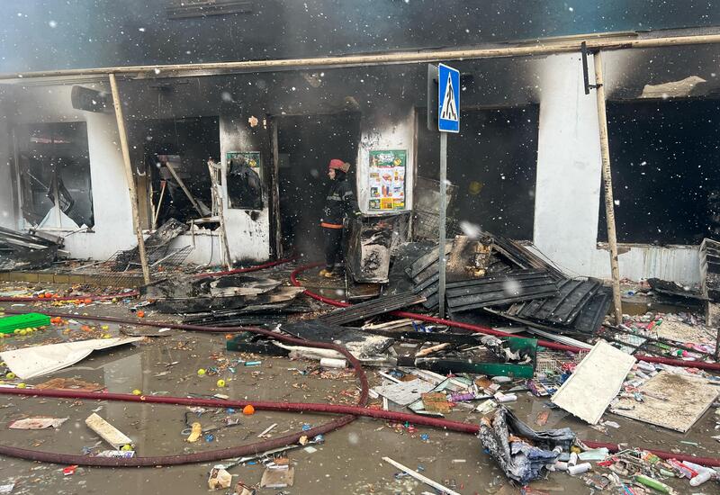 Взрыв в известном супермаркете в Баку,