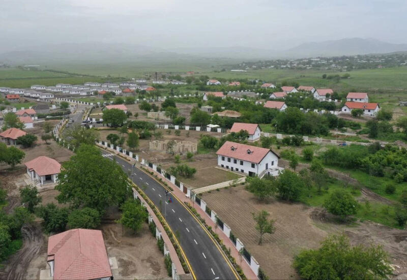 Сколько переселенцев в Ходжалы обеспечены работой?