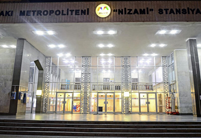 Metronun qarşısında bu hərəkətinə görə həbs edildi