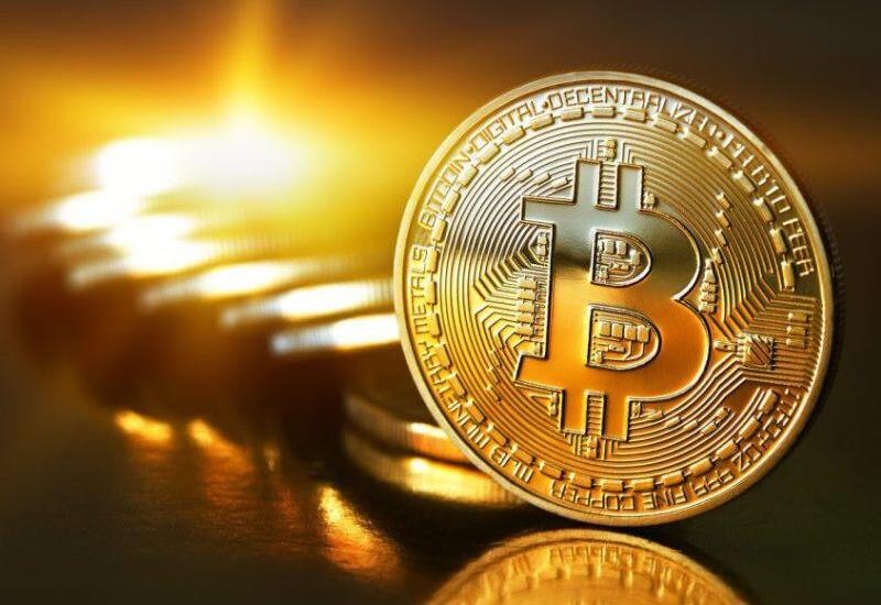 Биткоин превысил 93 000 долларов