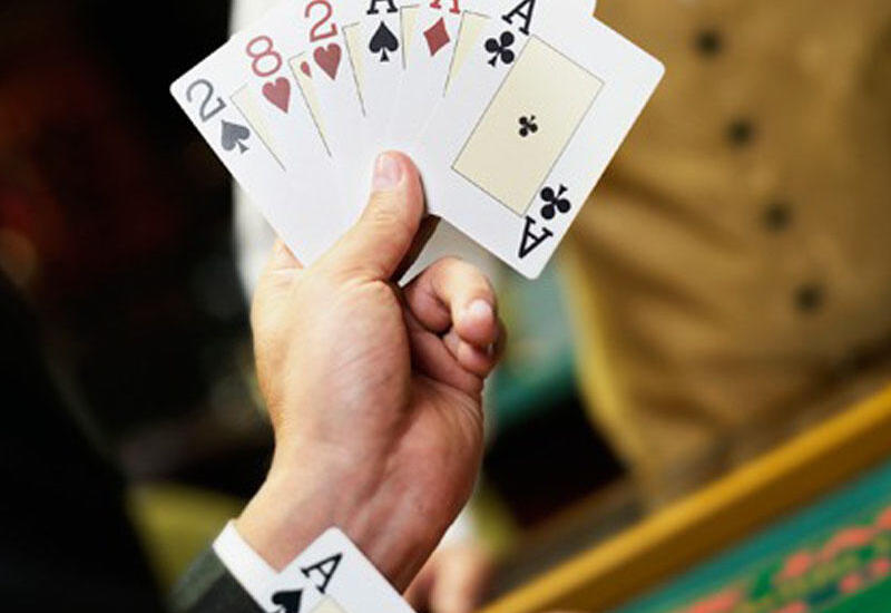 Bakıda kafedə qumarxana