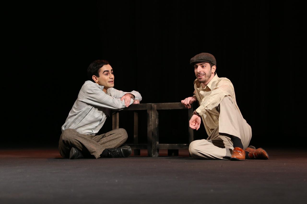 Премьера в Баку - автор показывает мертвых не в виде привидений, а как добрых людей