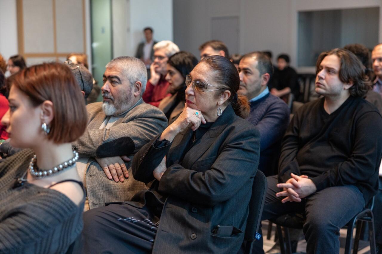 YARAT представило экспозицию "Я и ковчег, Я и потоп всемирный" с работами местных и зарубежных художников