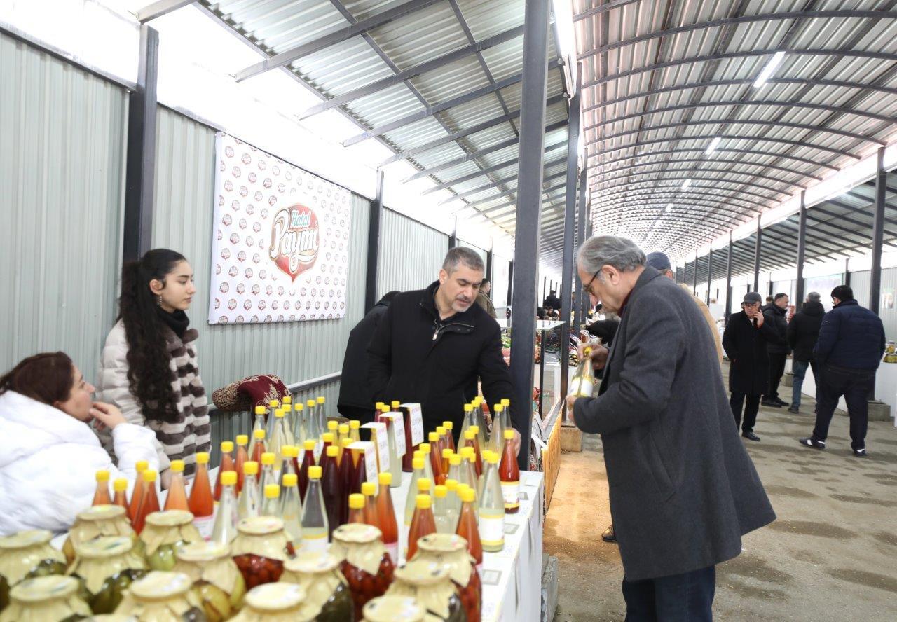 "KOB bazar" satış yarmarkası fəaliyyətə başladı