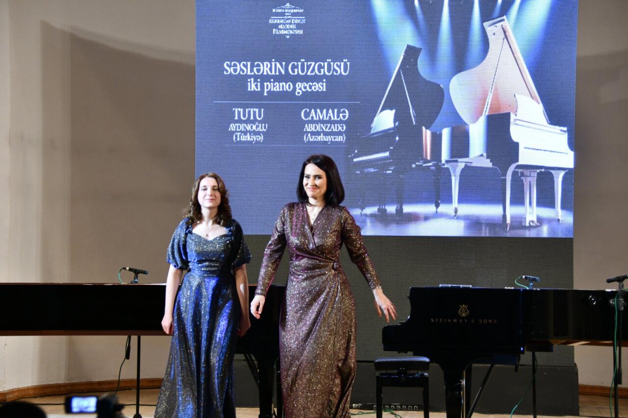 В Баку представлен великолепный вечер "Зеркало звуков"