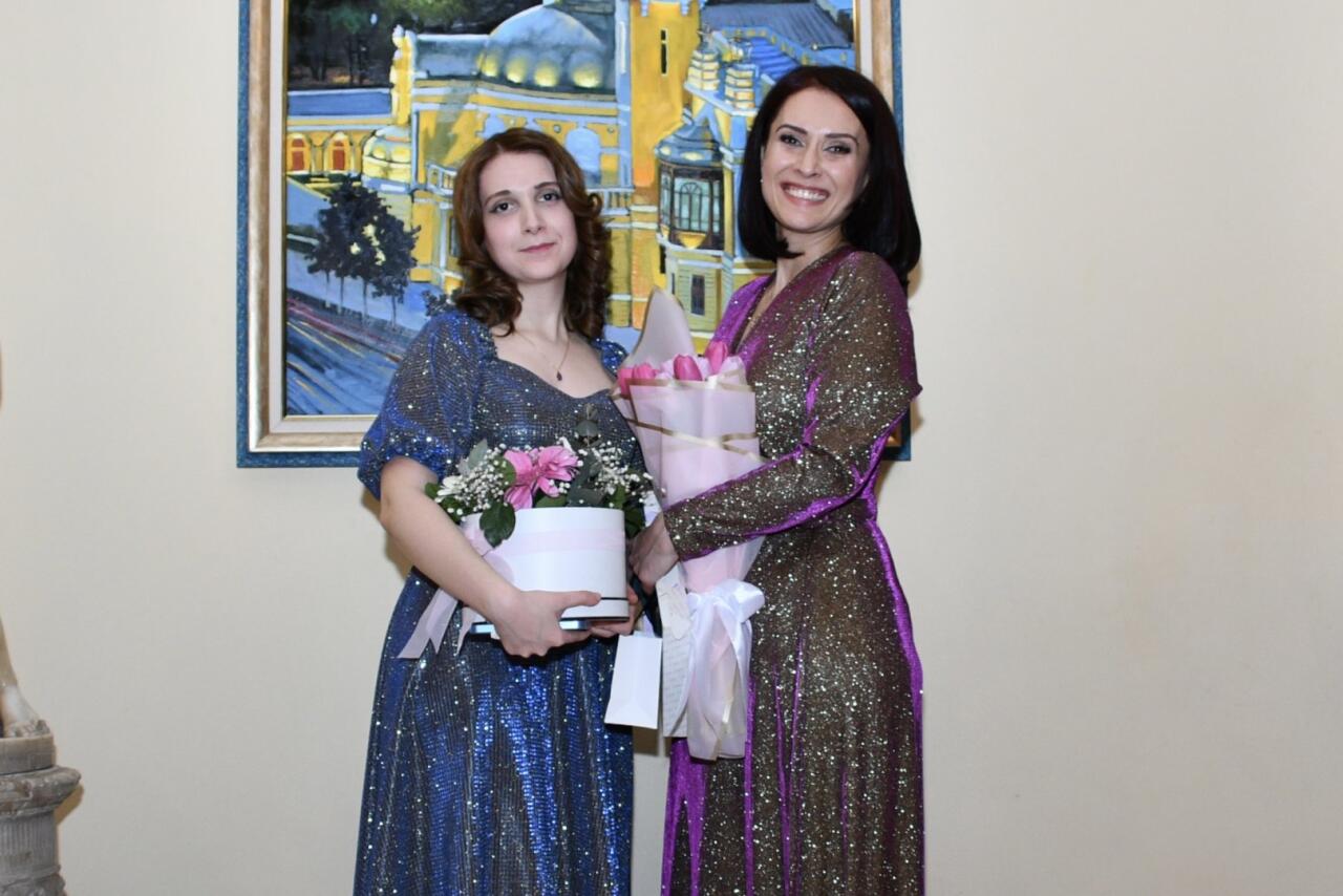 В Баку представлен великолепный вечер "Зеркало звуков"