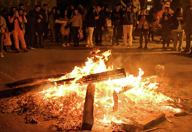 Çərşənbə tonqalına yıxılan uşaq xəstəxanada