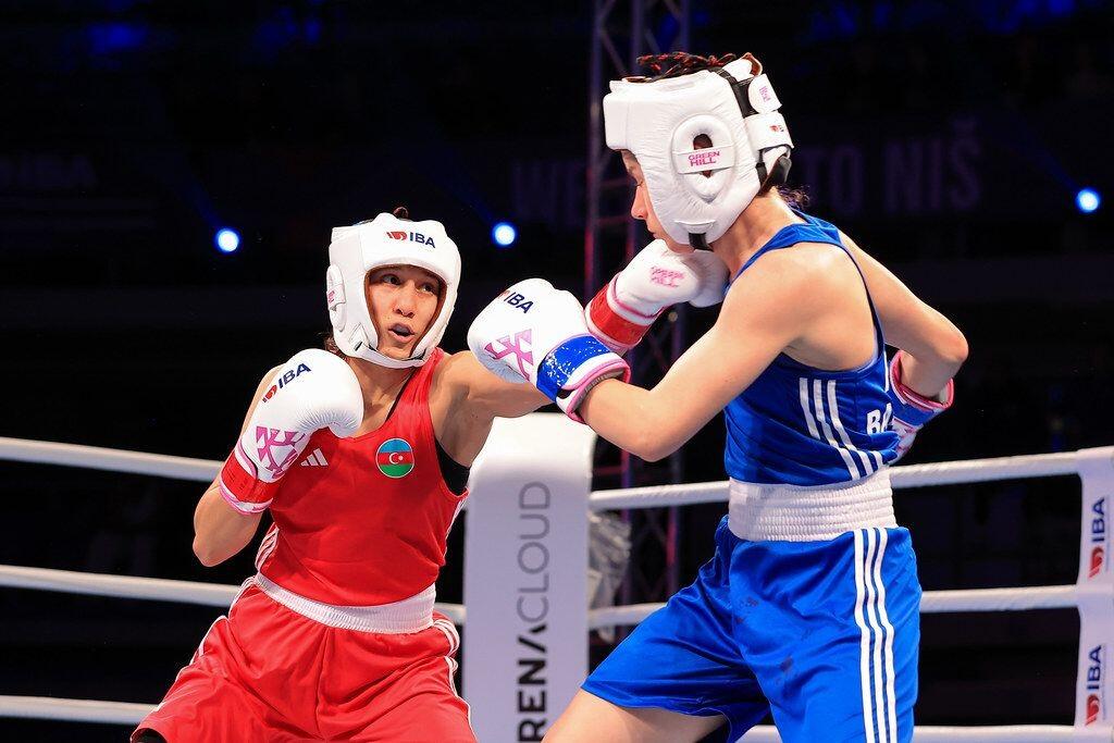 Азербайджанская боксерша начала чемпионат мира с победы