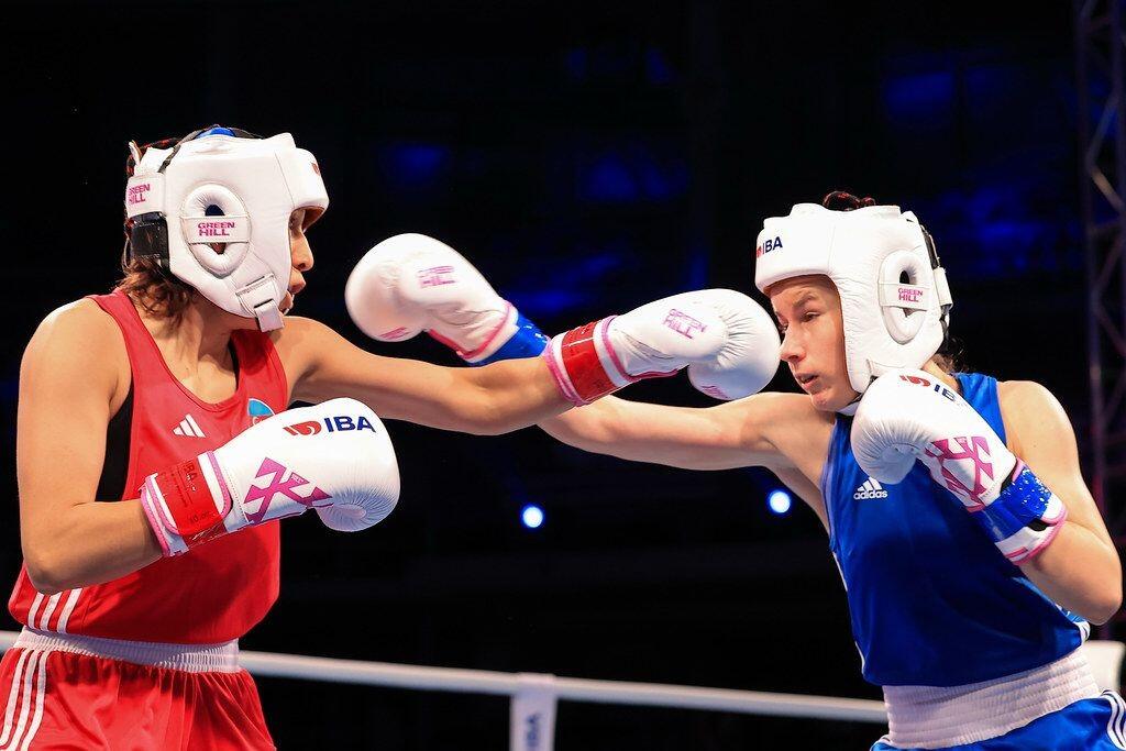 Азербайджанская боксерша начала чемпионат мира с победы