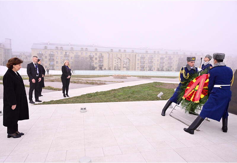 Президент Северной Македонии посетила Парк Победы в Баку