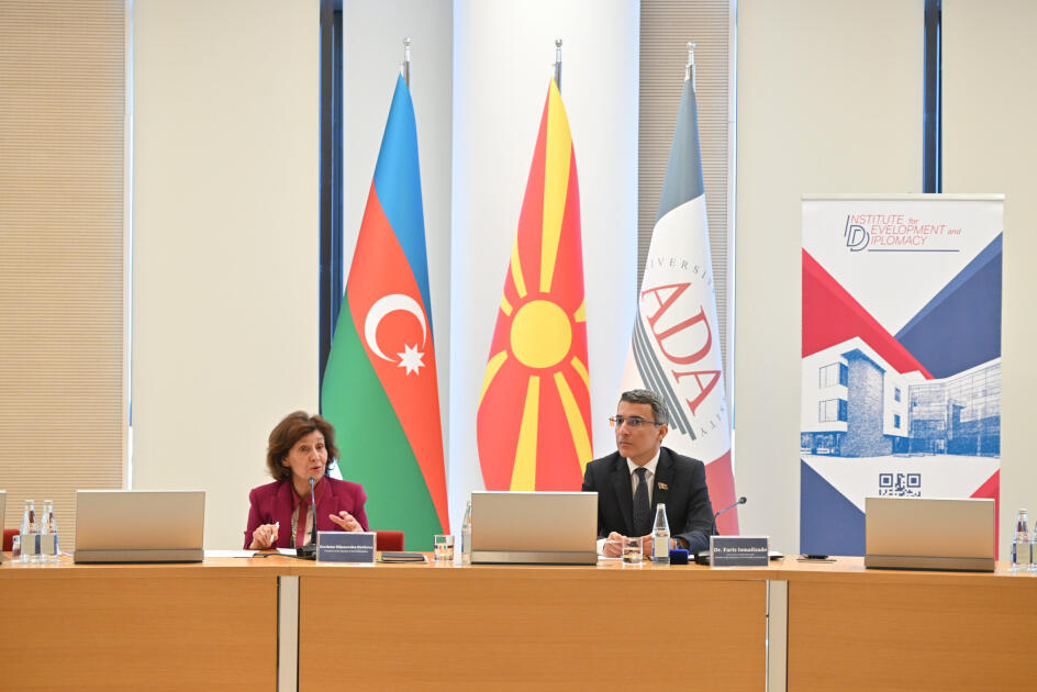 Şimali Makedoniya Prezidenti ADA Universitetində tələbələrlə görüşüb