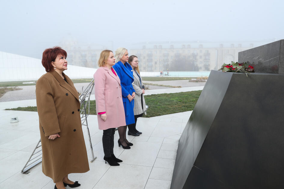 Estoniya-Azərbaycan parlamentlərarası işçi qrupunun sədri Zəfər parkını ziyarət edib