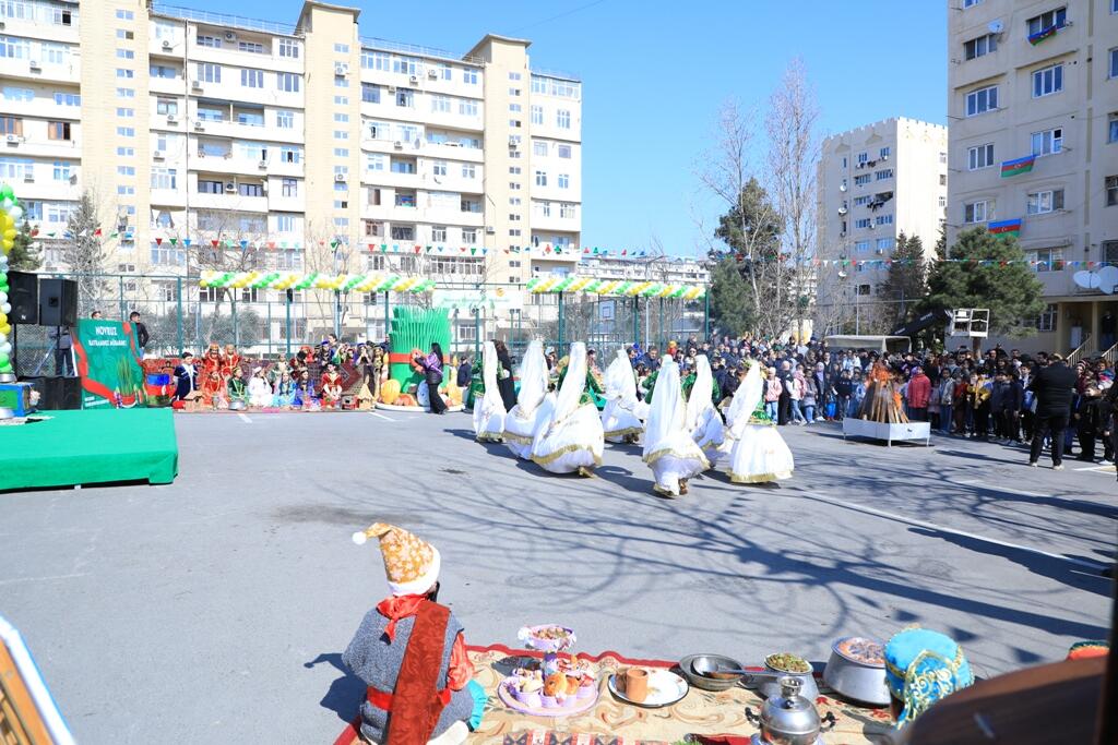 Paytaxtın Abad məhəllələrində Novruz şənlikləri keçirilir