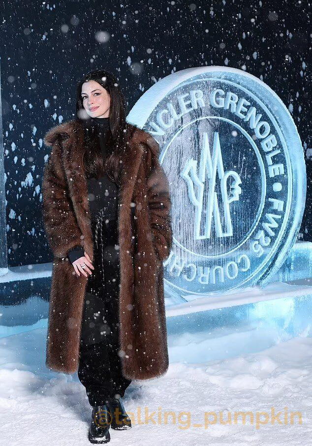 Moncler Grenoble провела показ коллекции осень-зима 2025 ​​в Куршевеле