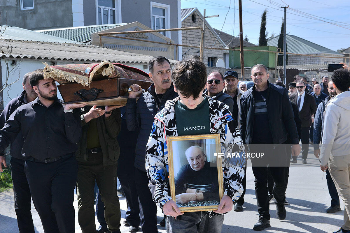 Народный артист Энвер Гасанов похоронен