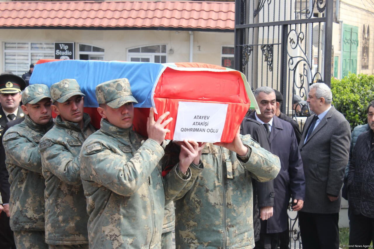 В Баку захоронены останки шехида Первой Карабахской войны Атакиши Атаева