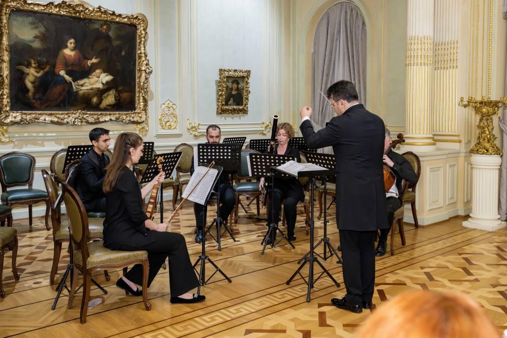 Music in the museum – элитарный Баку в классической музыке и картинах