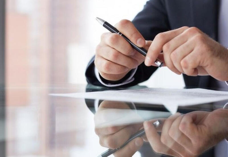 Azərbaycanda iki vəzifəli şəxs işdən çıxarıldı