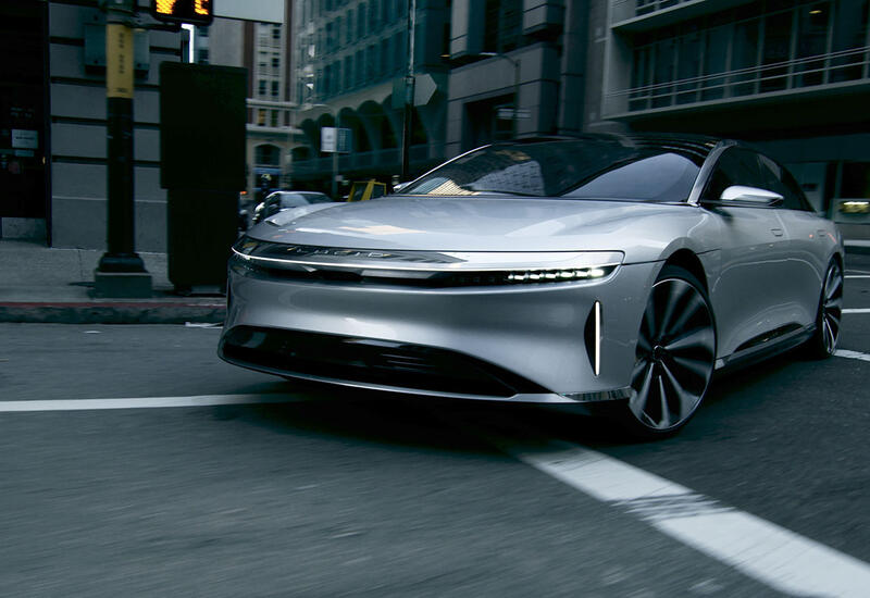 Названы десять самых быстрых седанов в мире