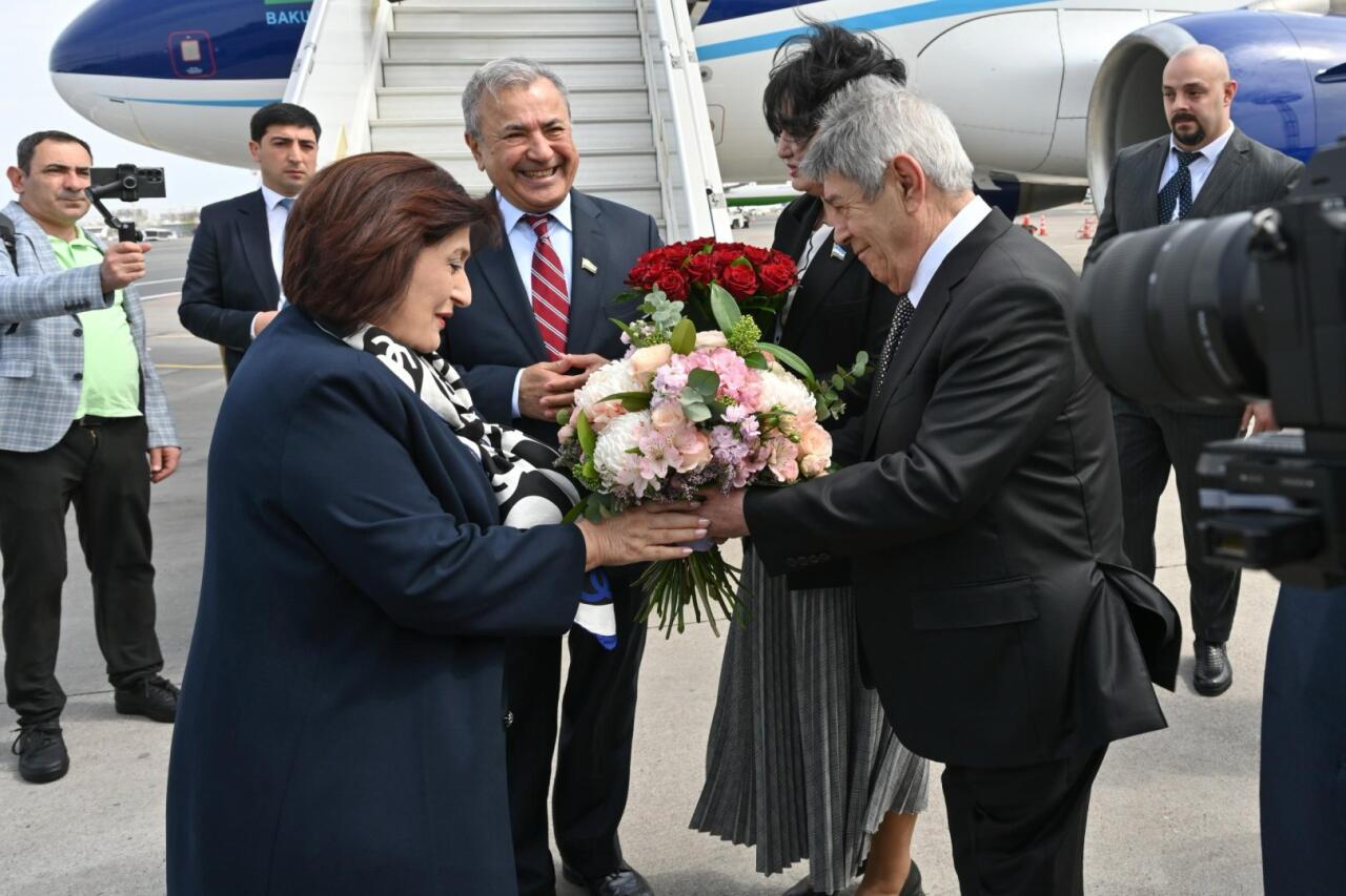 Sahibə Qafarova Özbəkistana səfərə gedib