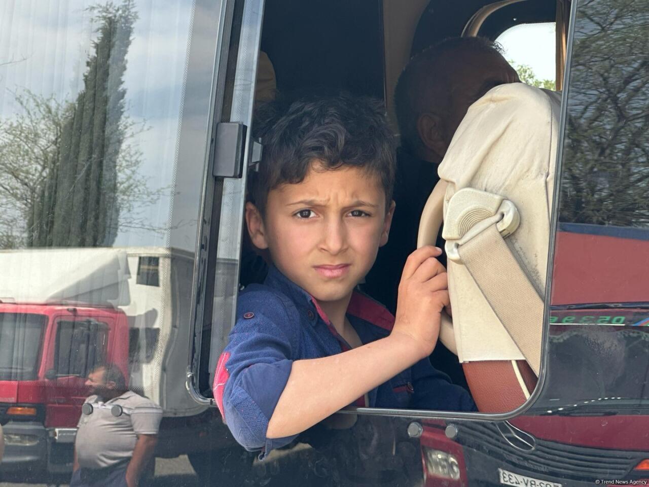 Suqovuşana daha 53 ailə köçürüldü