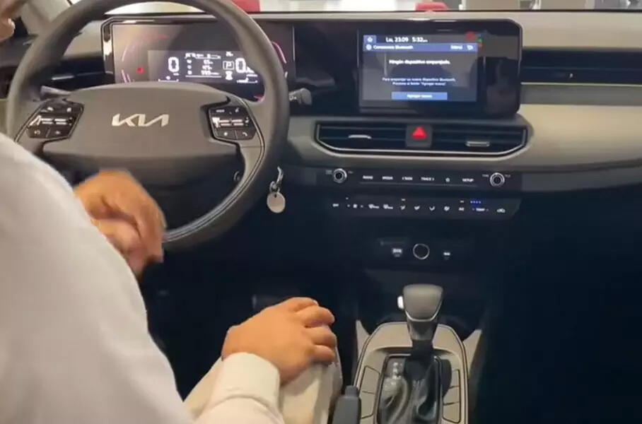 Новый седан-преемник Kia Rio