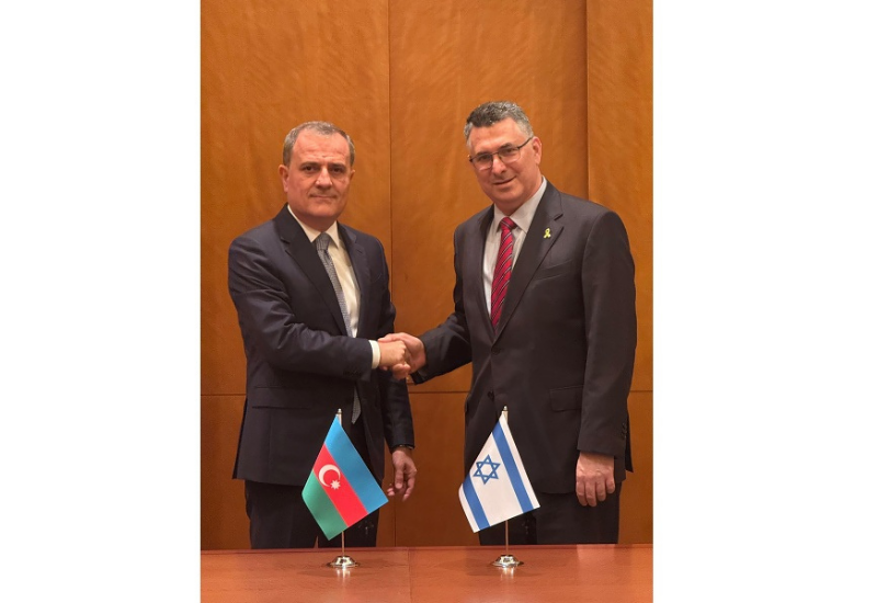 Ceyhun Bayramov israilli həmkarını Azərbaycan-Ermənistan sülh prosesi barədə ətraflı məlumatlandırıb
