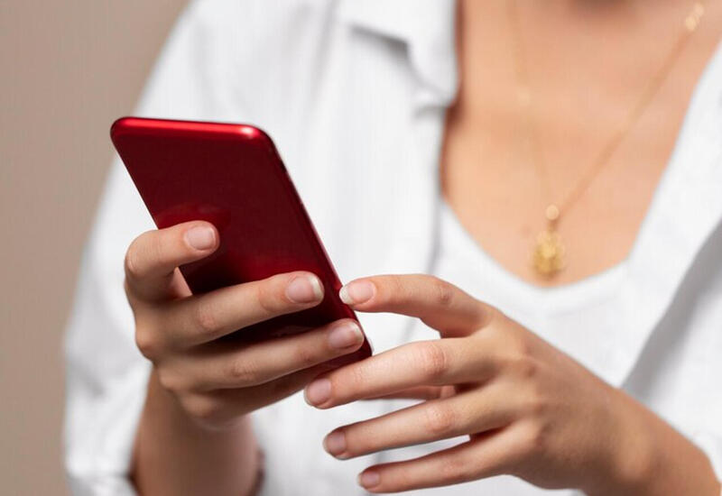 "Whatsapp" qrupundan mesajlar yayıldı, 3 həkimi işdən qovdular