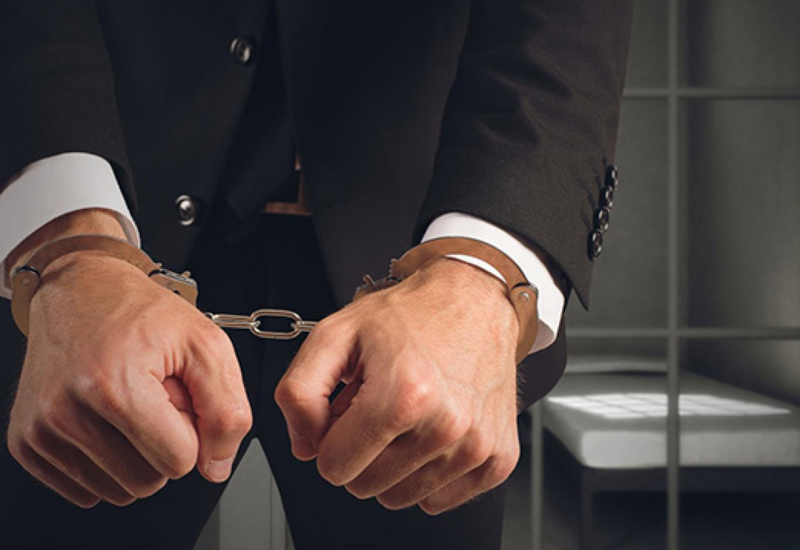 Həbs edilən sabiq məmurun şok əməlləri