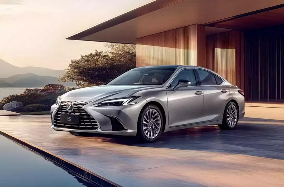 Lexus раскрыл дату премьеры нового ES