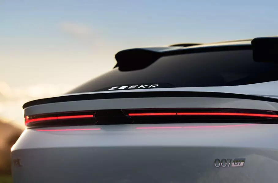 646-сильный универсал Zeekr 007 GT выходит на рынок