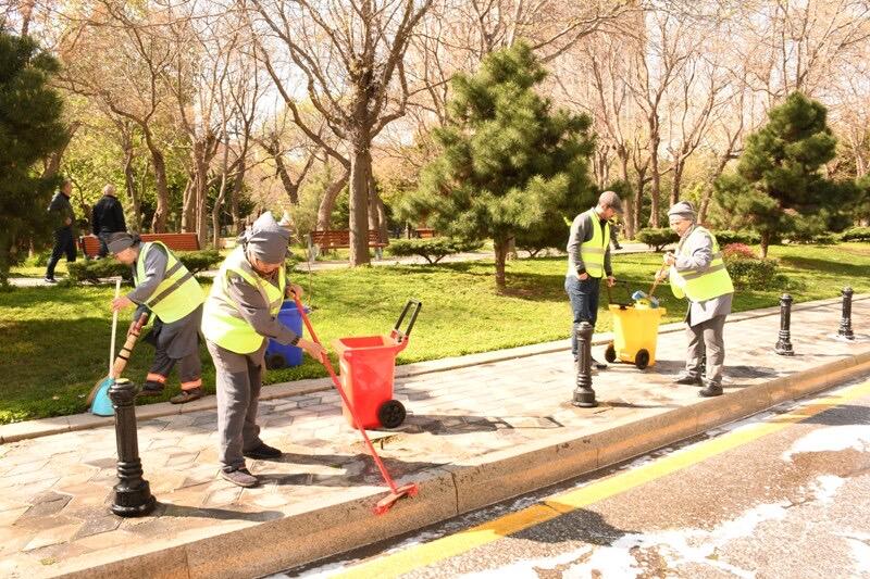 Bu gün Bakının 550 küçəsi yuyulub