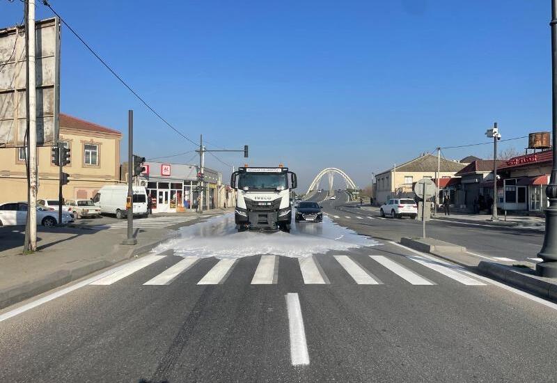 Bu gün Bakının 550 küçəsi yuyulub