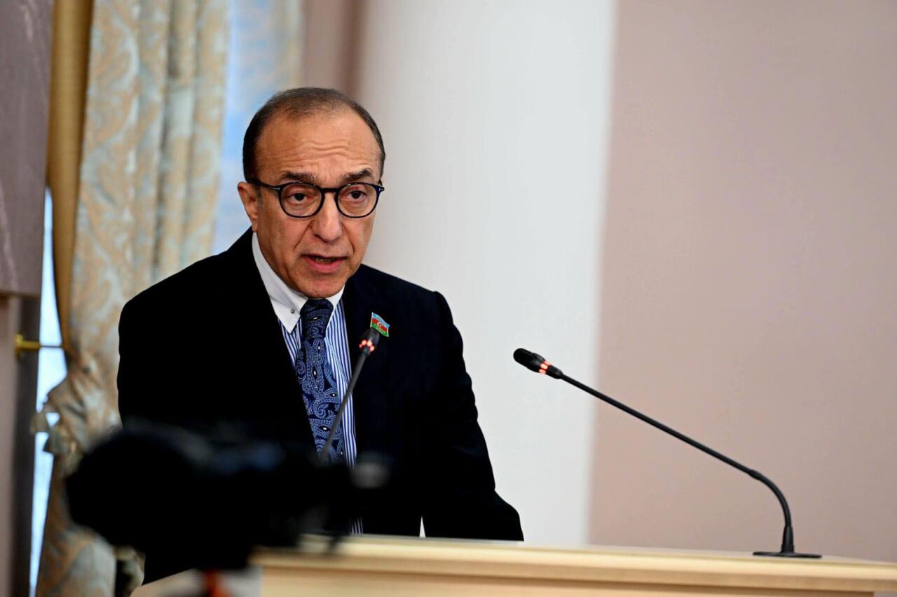 Низами Сафаров выступил на международной конференции в Санкт-Петербурге