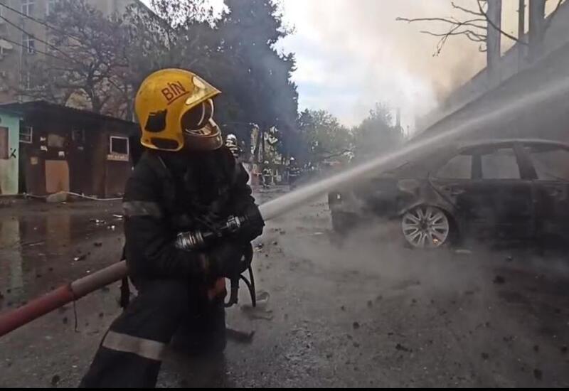Сильный пожар в Сумгайытском поселке