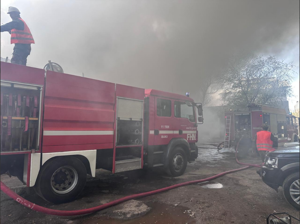 Anbardakı yanğınla bağlı