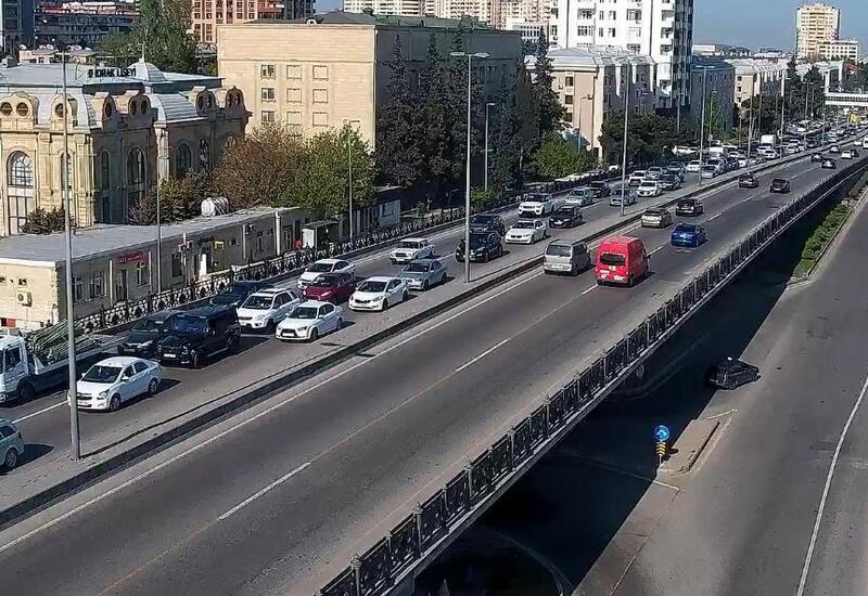 Bakıda qəza sıxlığa səbəb oldu