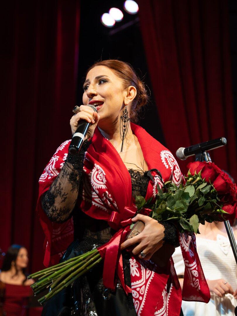 В Баку состоялся концерт с участием молодых вокалистов и оркестра MEZZO