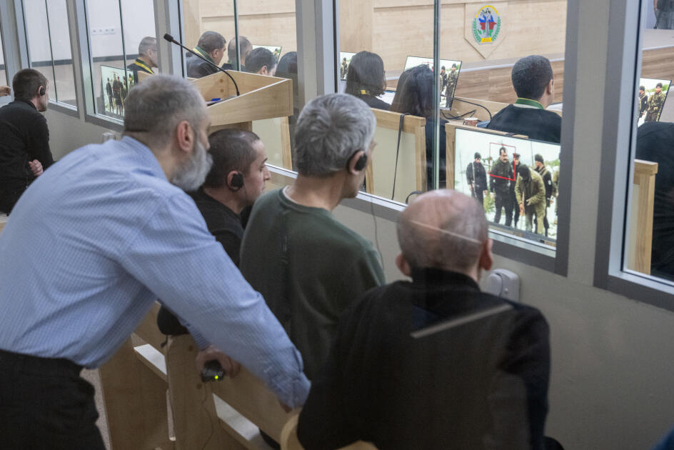 Продолжился суд над лицами, обвиняемыми в совершении многочисленных преступлений против азербайджанского народа