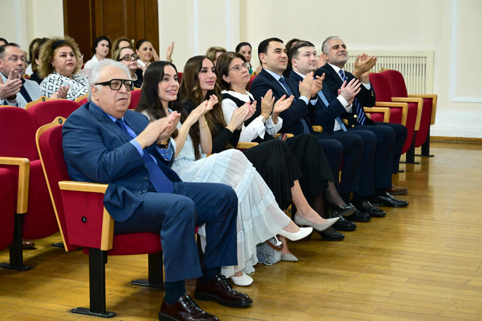 Вице-президент Фонда Гейдара Алиева Лейла Алиева приcутствовала на концерте студентов и молодежи в Бакинской музыкальной академии