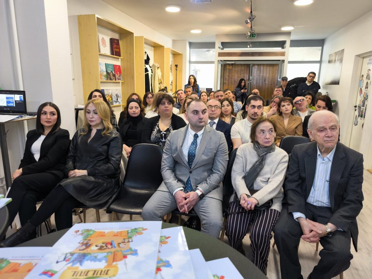 Встреча с азербайджанской общиной в Хельсинки