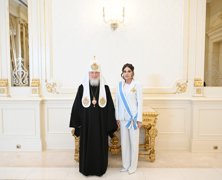 Patriarx Kirill Birinci vitse-prezident Mehriban Əliyevaya “Müqəddəs Knyaginya Olqa” ordenini təqdim edib