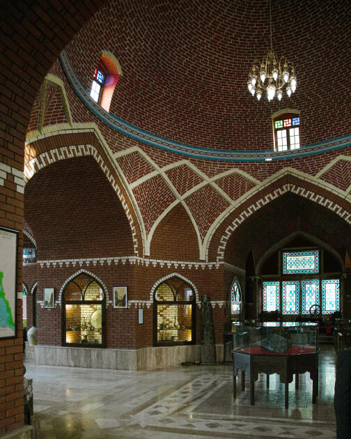 Heydər Əliyev Fondunun vitse-prezidenti Leyla Əliyeva və Bakı Media Mərkəzinin rəhbəri Arzu Əliyevanın Naxçıvan səfəri Ordubad rayonunda davam edib