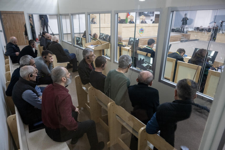 В суде прозвучали свидетельства о регулярных обстрелах Лачина армянами